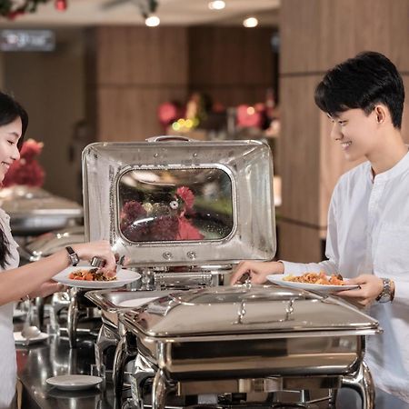 아이코닉 호텔 프라이 페낭 메르타잠 외부 사진