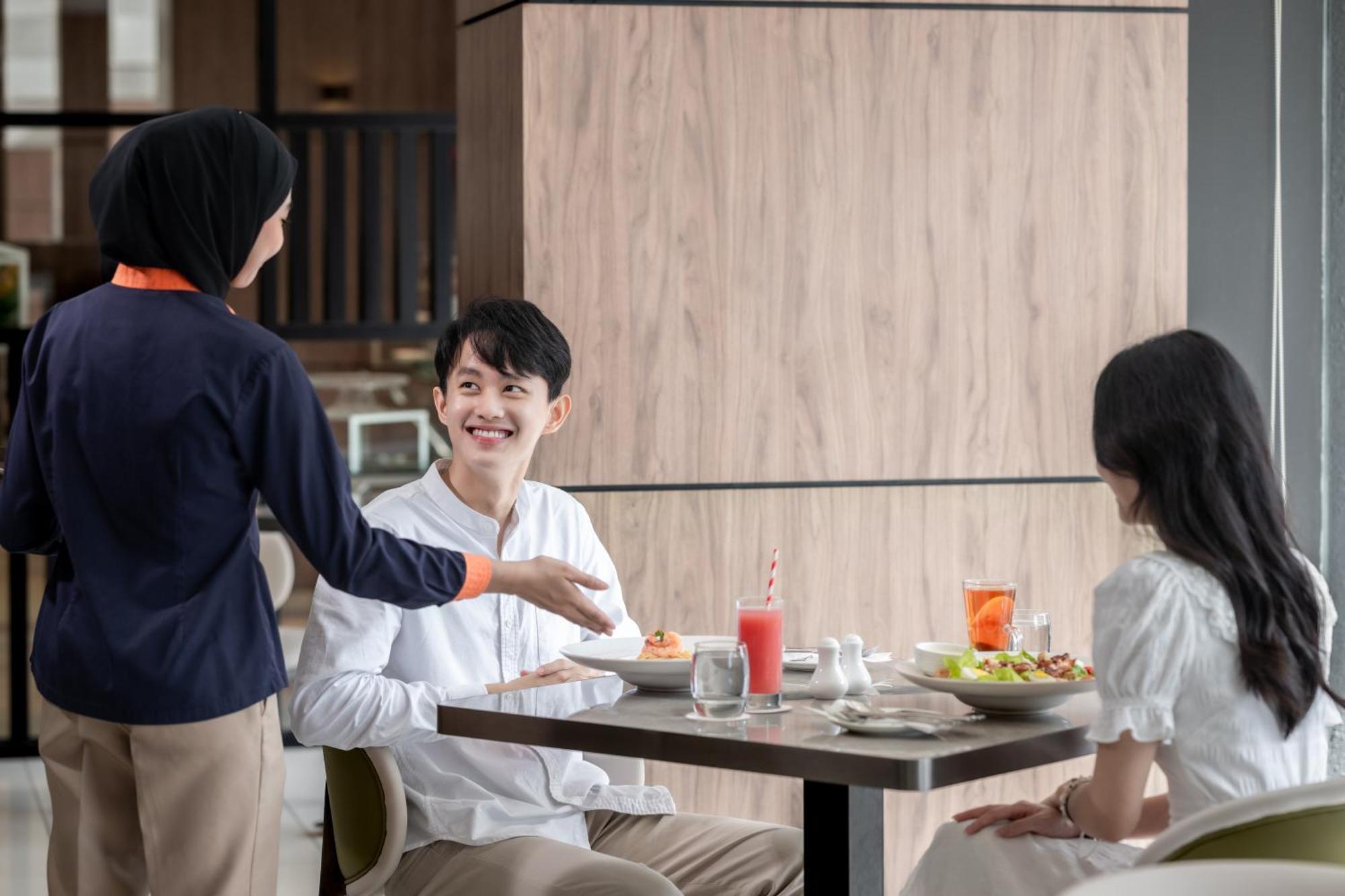 아이코닉 호텔 프라이 페낭 메르타잠 외부 사진